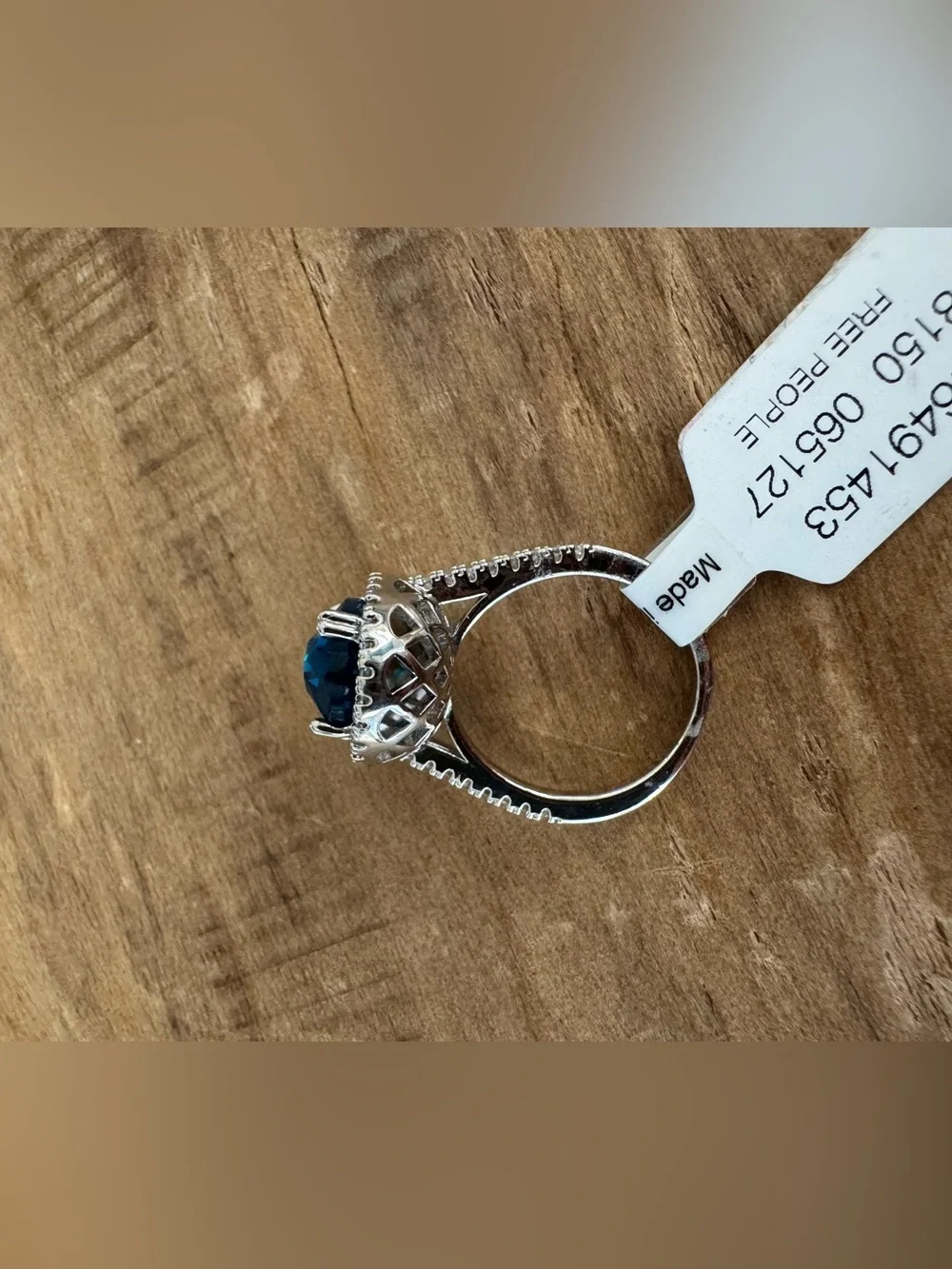 Free People Statement Cocktail Ring | Blue Crystal Halo Ring~ Silver ~ Size 7